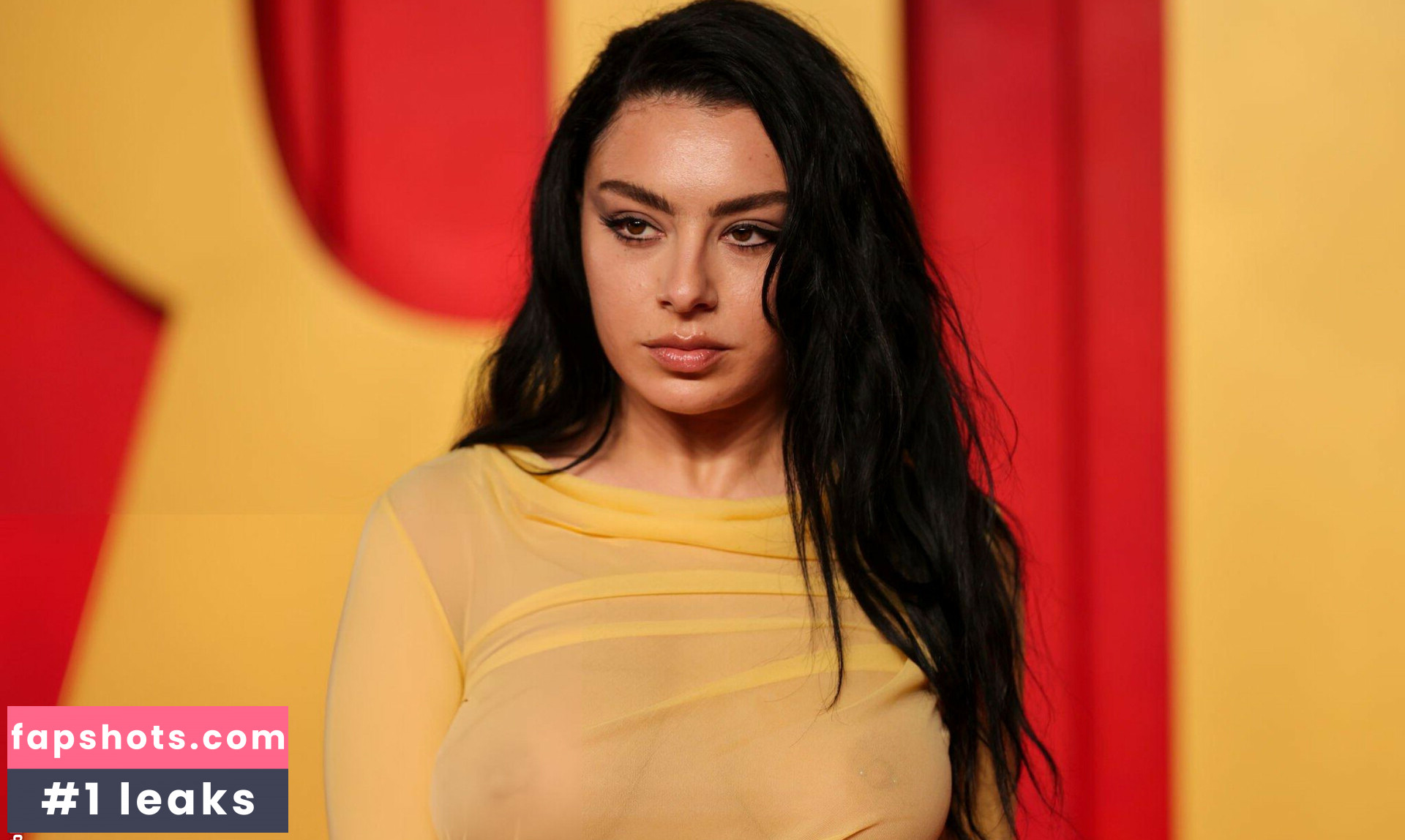 Charli XCX Nahé úniky fotek pouze od fanoušků #503 - Fapshots