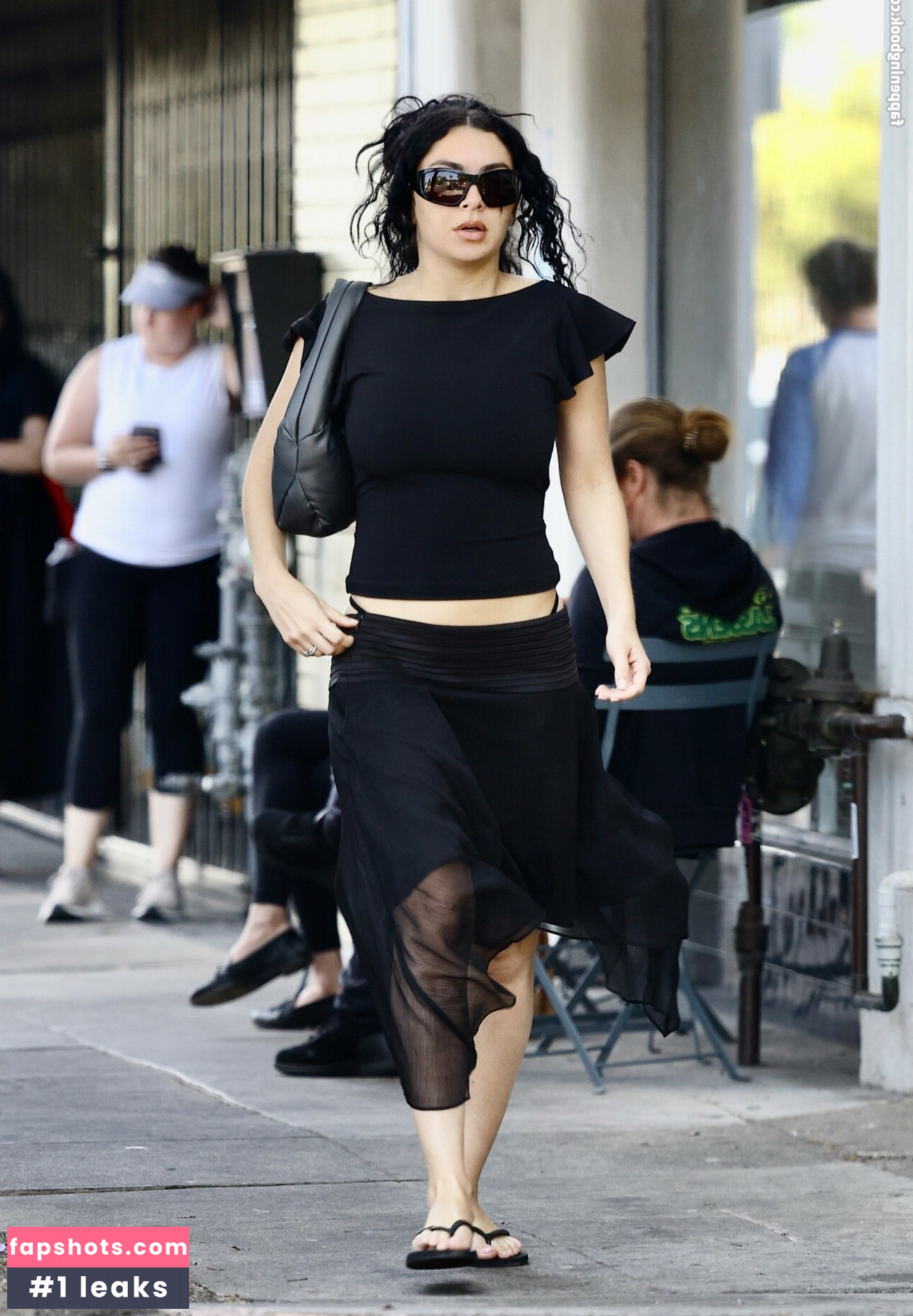 Charli XCX Nahé úniky fotek pouze od fanoušků #530 - Fapshots