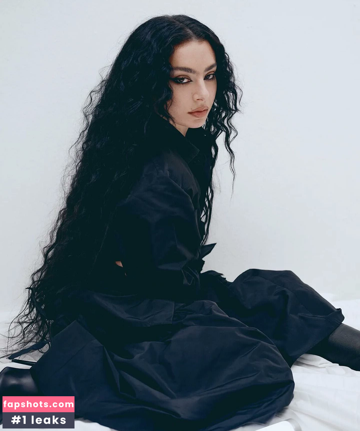 Charli XCX Nahé úniky fotek pouze od fanoušků #574 - Fapshots