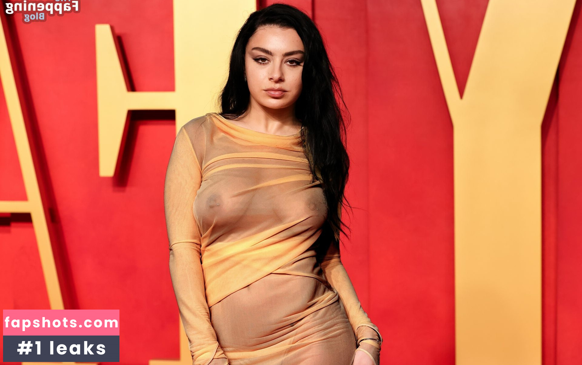 Charli XCX Nahé úniky fotek pouze od fanoušků #600 - Fapshots