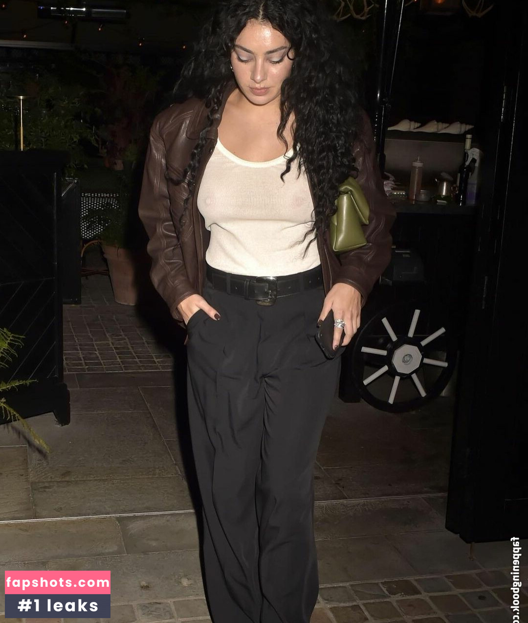 Charli XCX Nahé úniky fotek pouze od fanoušků #628 - Fapshots