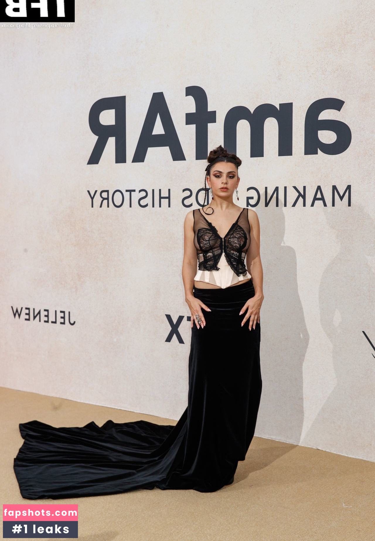 Charli XCX Nahé úniky fotek pouze od fanoušků #781 - Fapshots