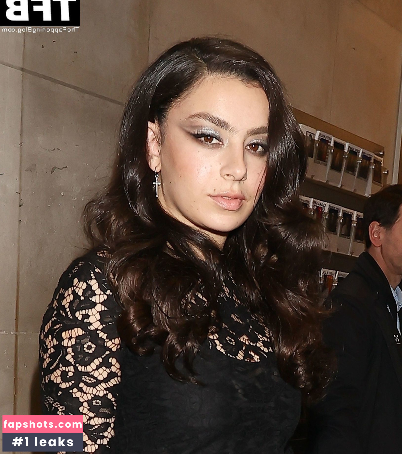 Charli XCX Nahé úniky fotek pouze od fanoušků #837 - Fapshots