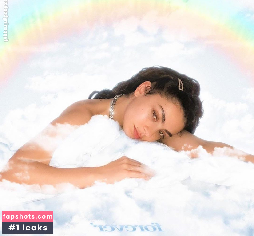 Charli XCX Nahé úniky fotek pouze od fanoušků #944 - Fapshots