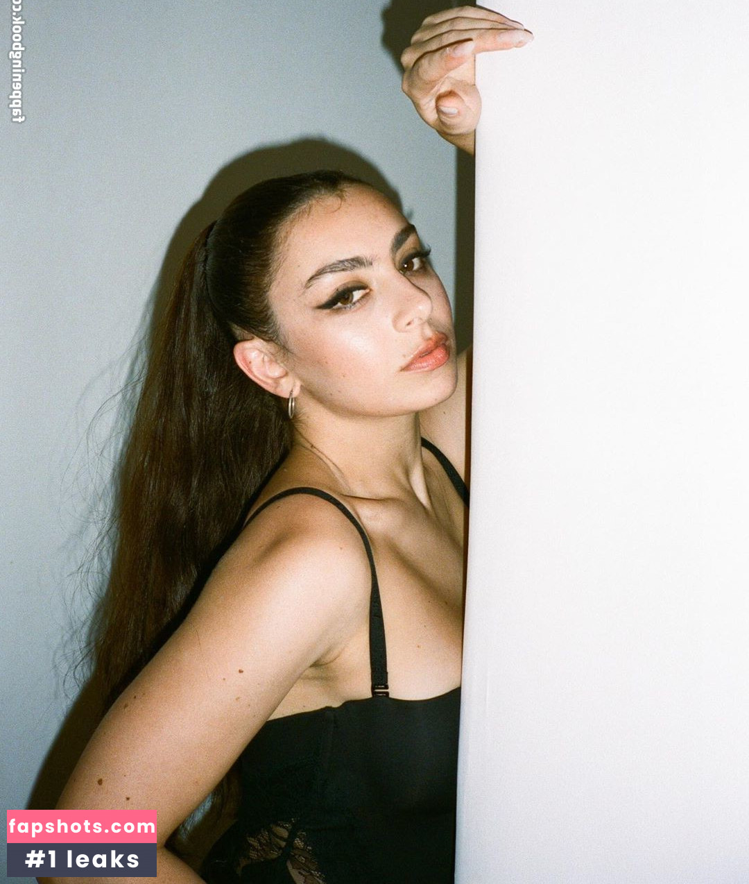 Charli XCX Nahé úniky fotek pouze od fanoušků #958 - Fapshots