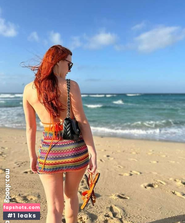 Charlie Red gallery photo #8