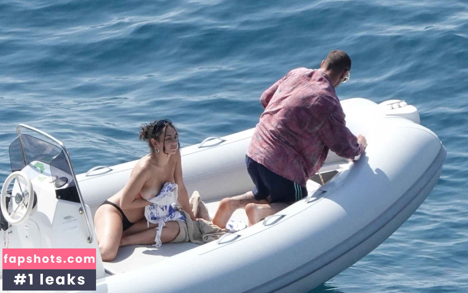 Charlie XCX gallery photo #8