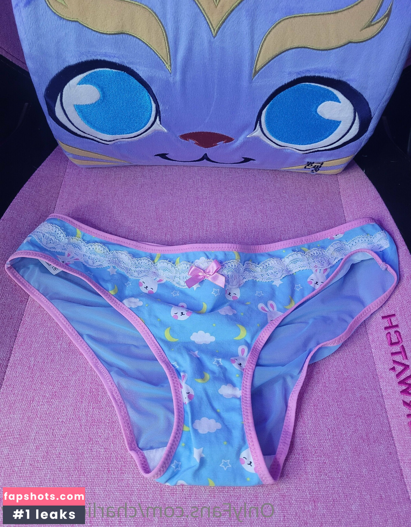 charliethefurry nude babe gallery