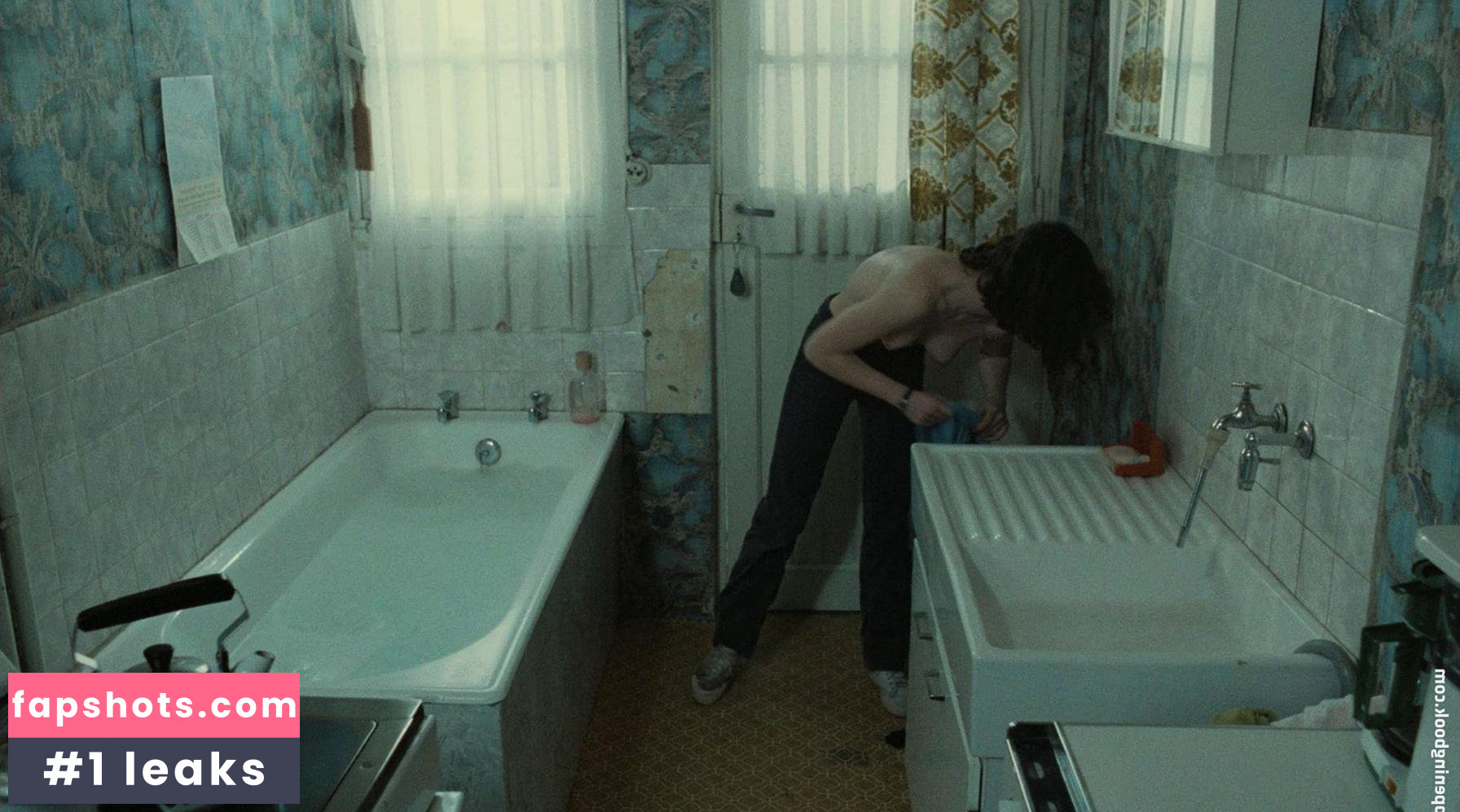 Charline Bourré Nude Leaks OnlyFans Photos #6 - LeakJerk