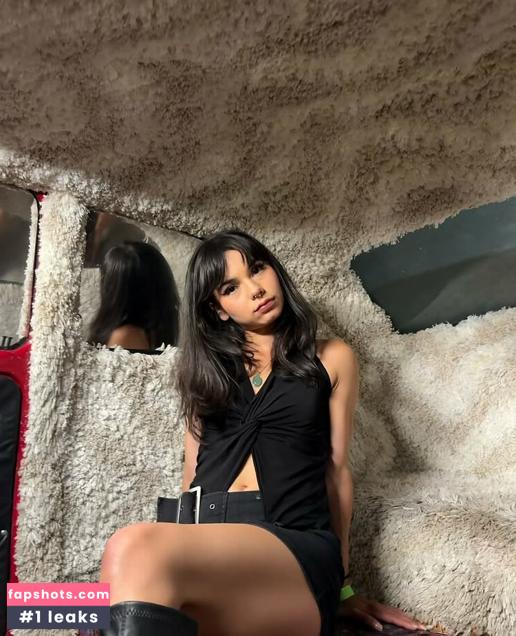 charlize Filtración Desnuda OnlyFans Foto #2 - Fapshots