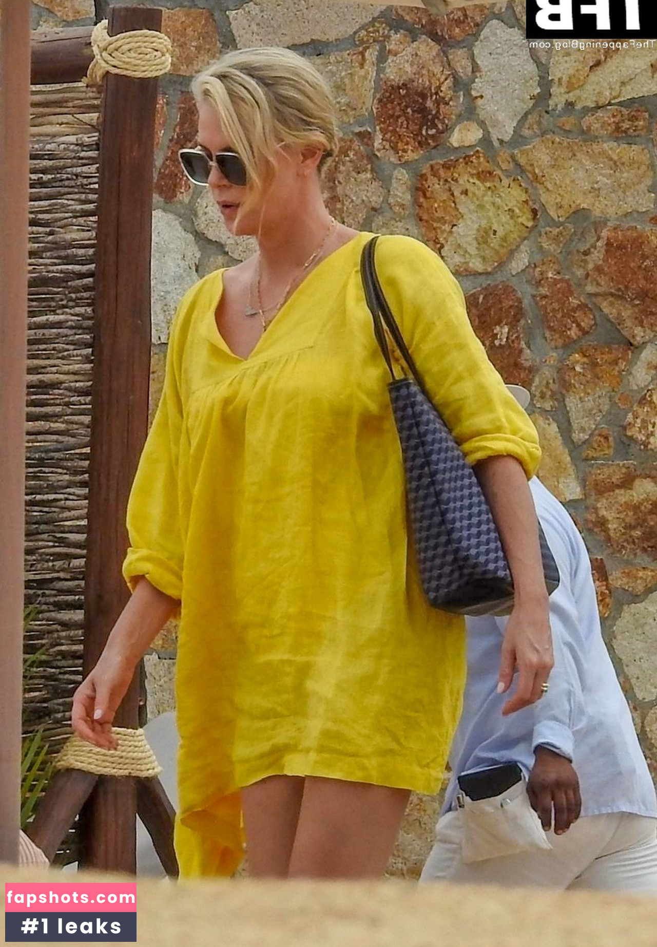 Charlize Theron Nahé úniky fotek pouze od fanoušků #226 - Fapshots