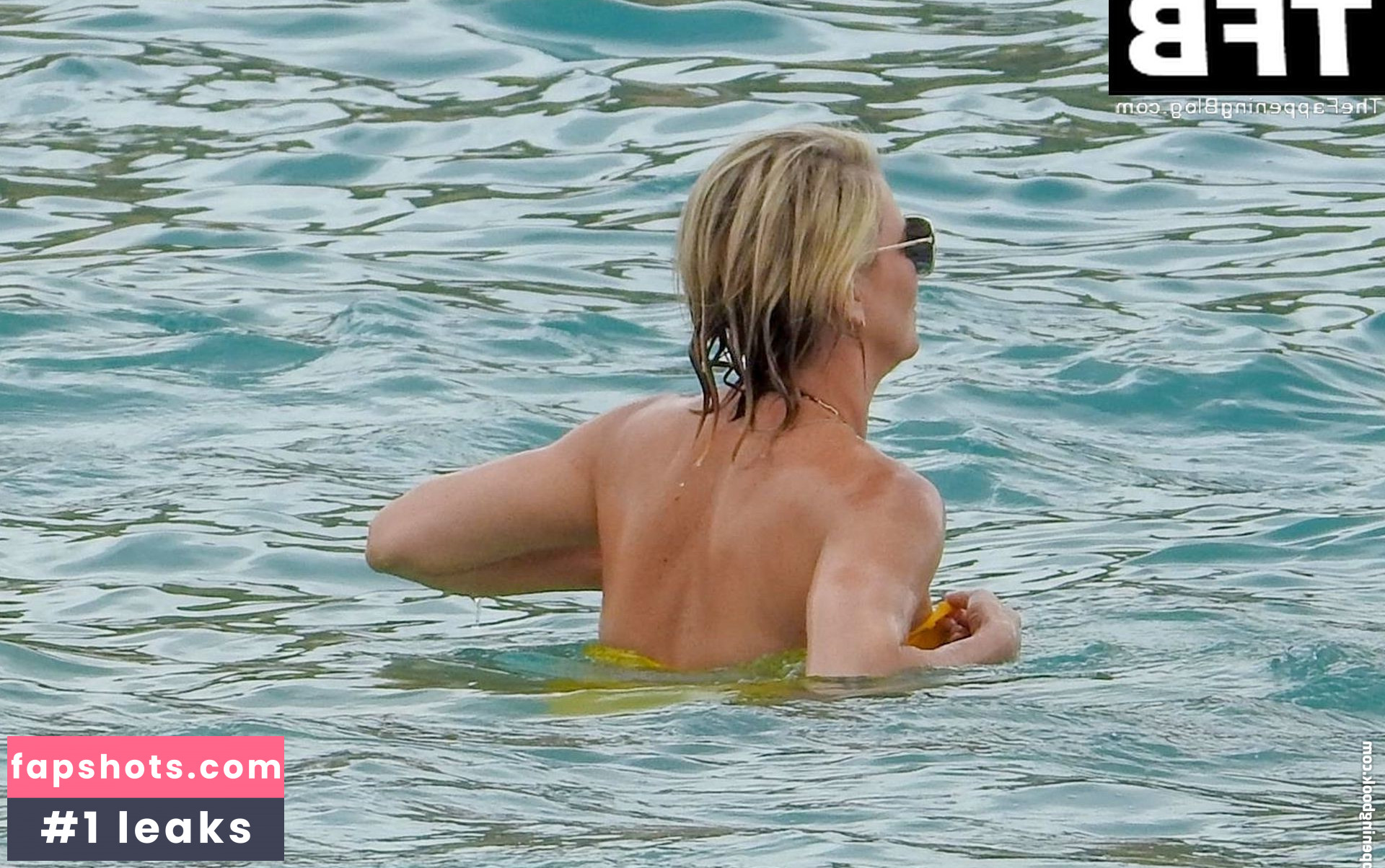 Charlize Theron Nahé úniky fotek pouze od fanoušků #235 - Fapshots