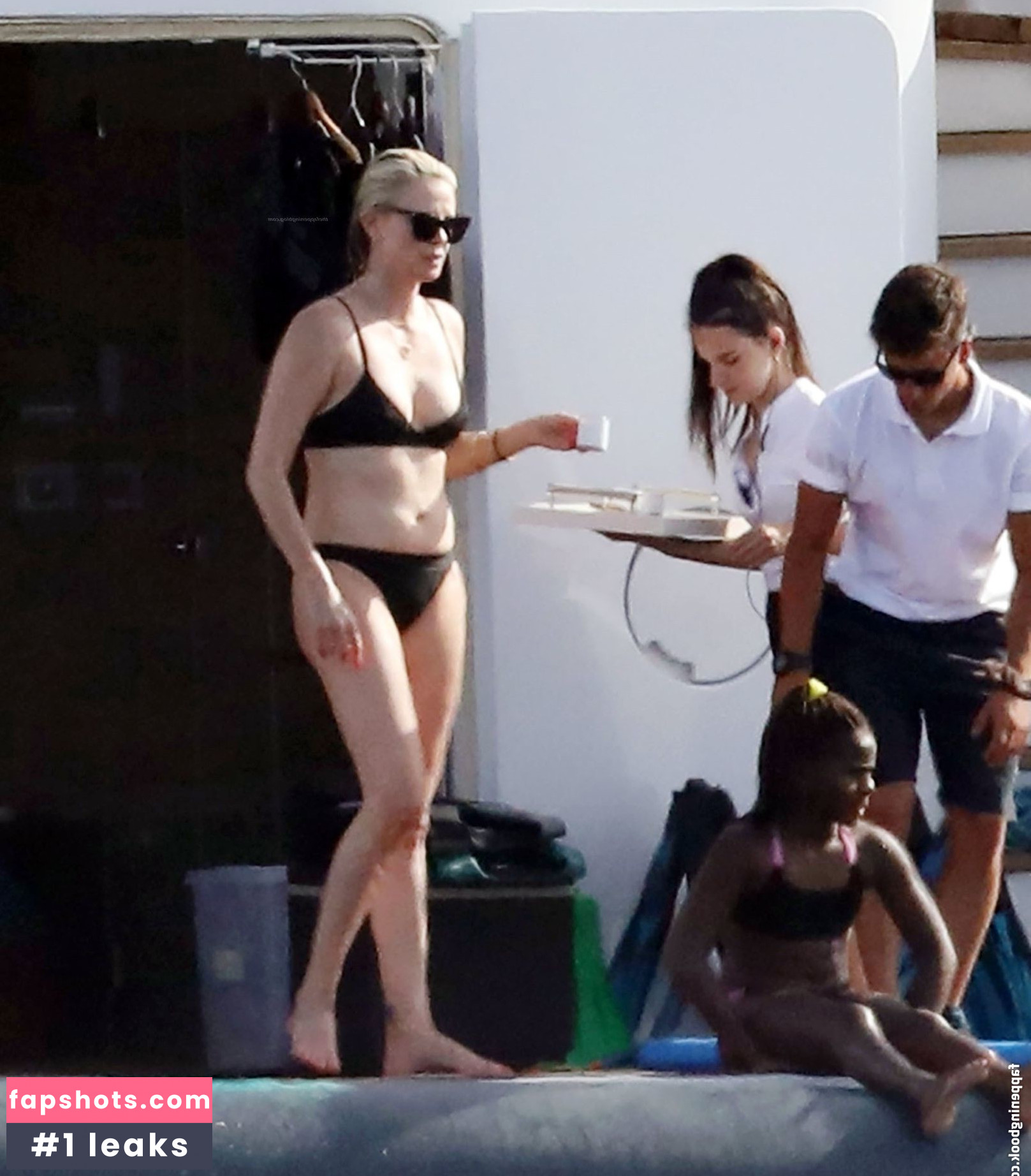 Charlize Theron Nahé úniky fotek pouze od fanoušků #252 - Fapshots