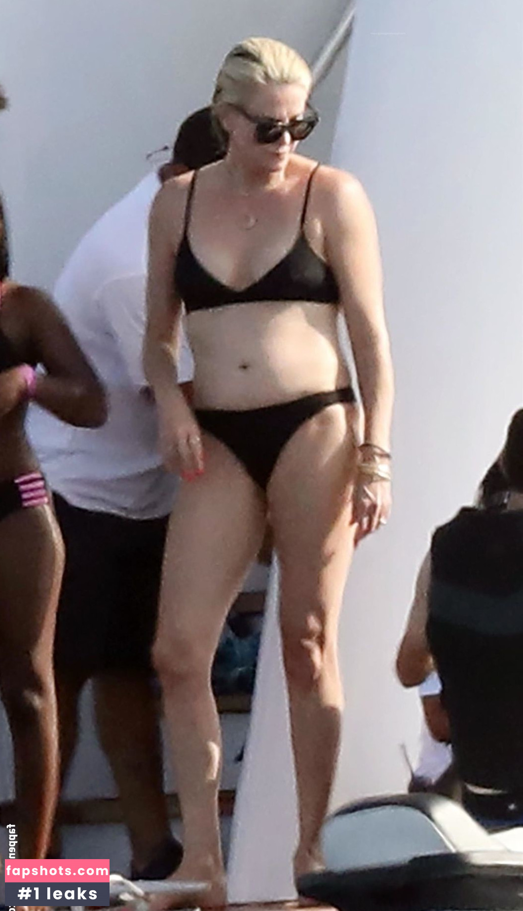 Charlize Theron Nahé úniky fotek pouze od fanoušků #253 - Fapshots