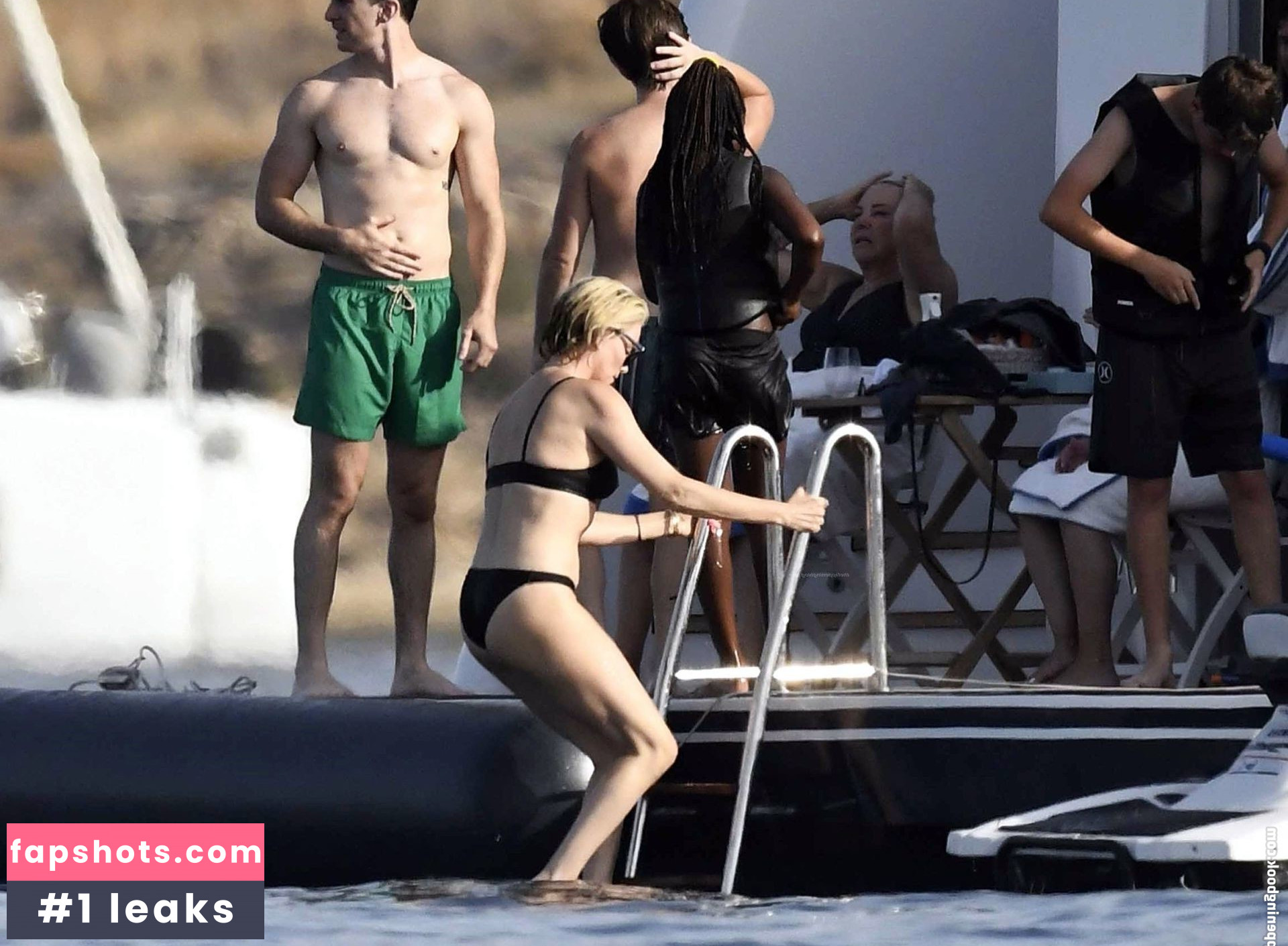 Charlize Theron Nahé úniky fotek pouze od fanoušků #256 - Fapshots