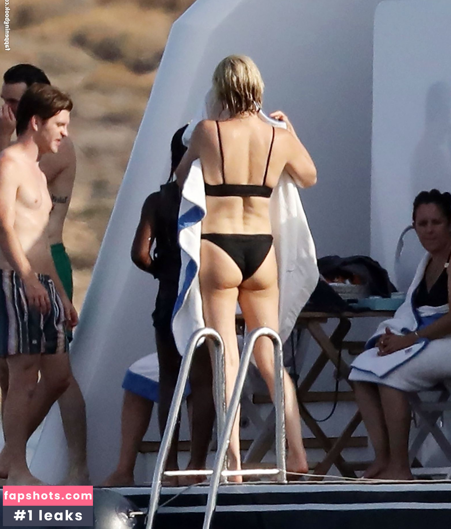 Charlize Theron Nahé úniky fotek pouze od fanoušků #266 - Fapshots