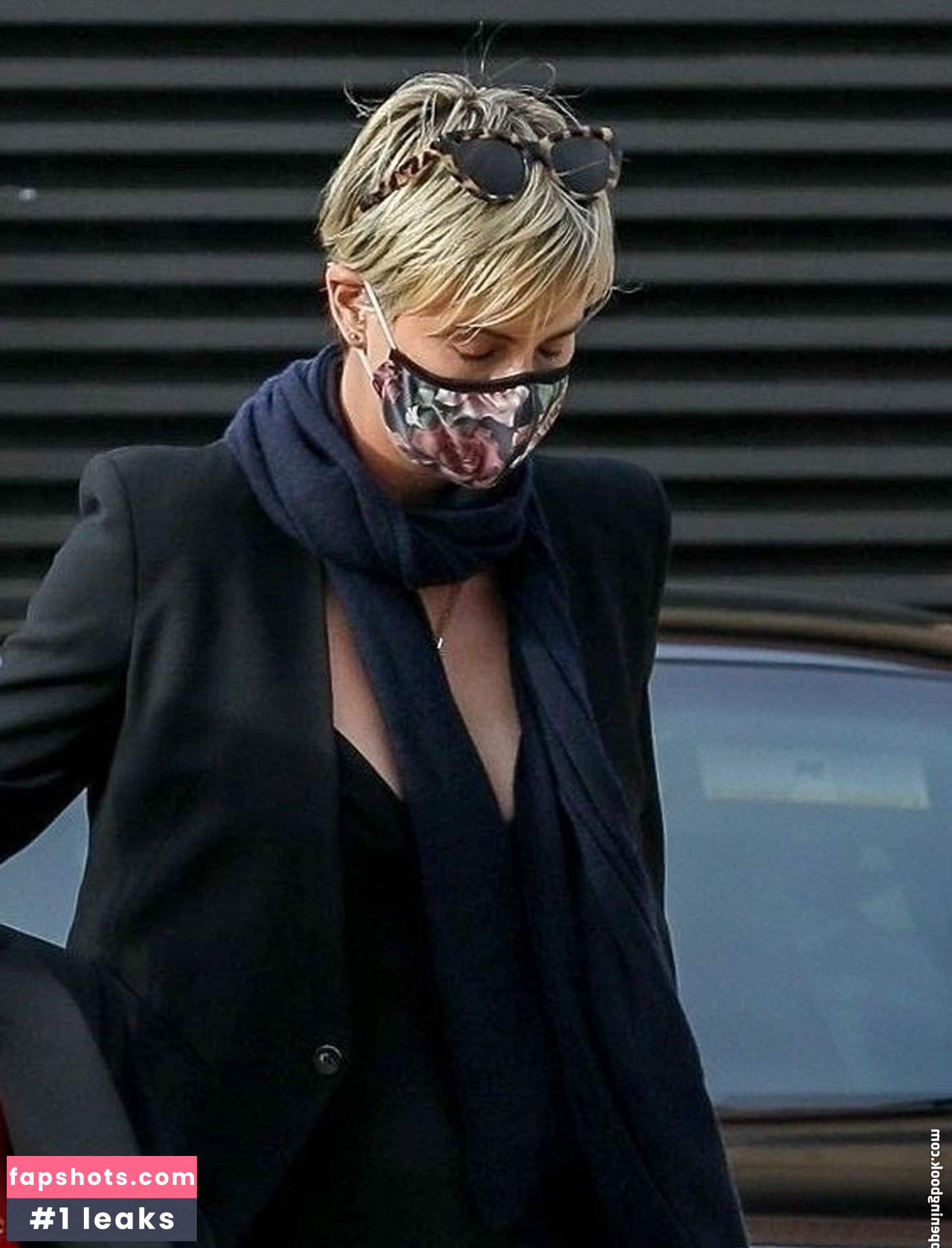 Charlize Theron gallery photo #334