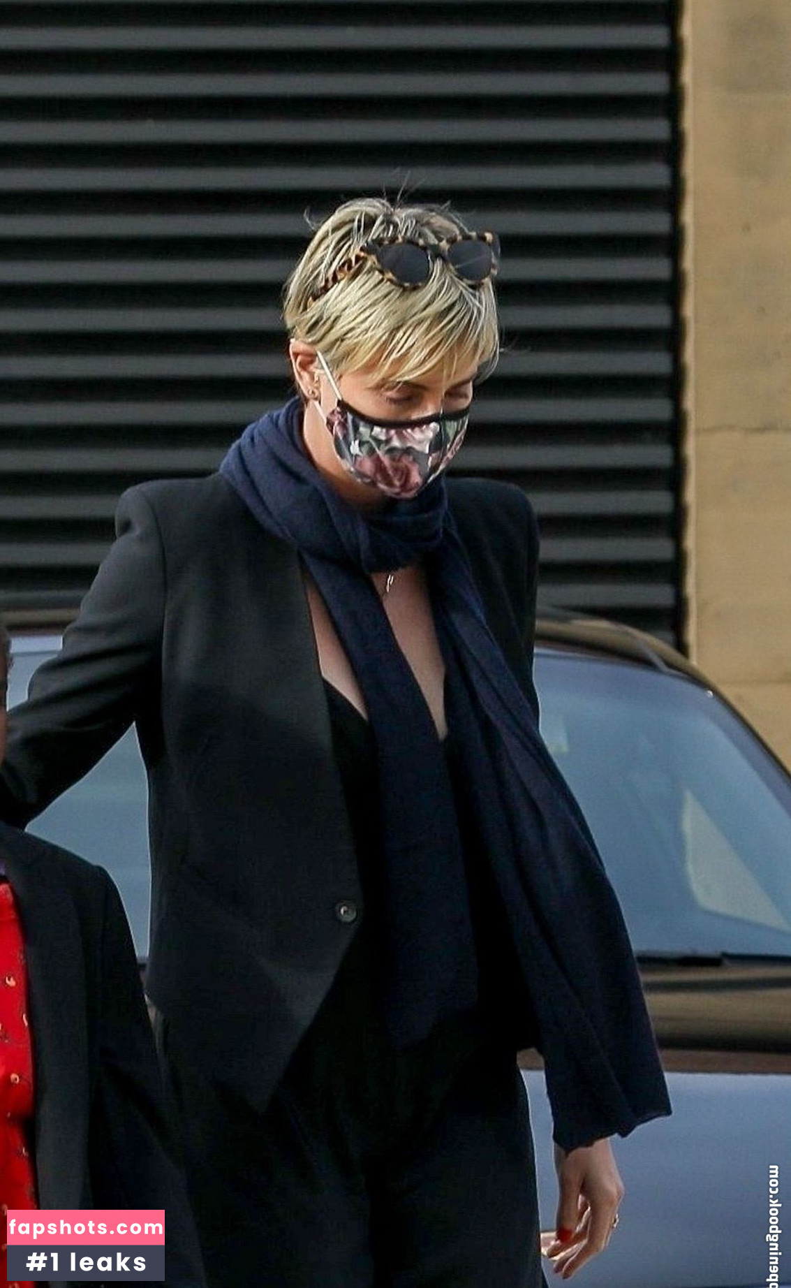 Charlize Theron gallery photo #335