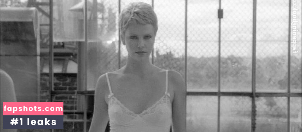 Charlize Theron Nahé úniky fotek pouze od fanoušků #420 - Fapshots