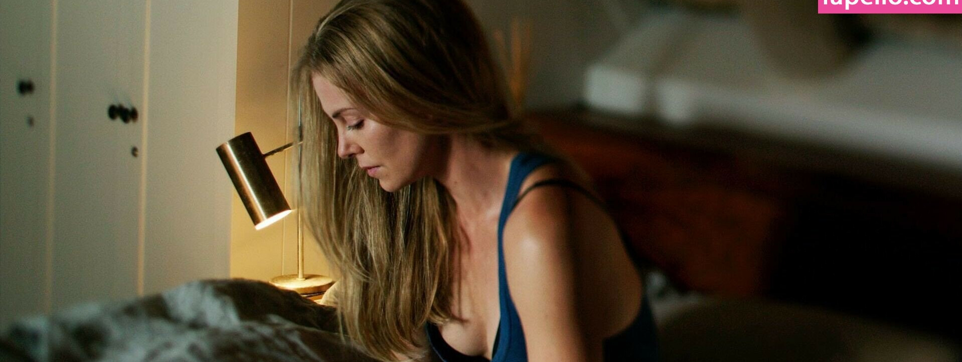 charlize-theron gallery photo #529