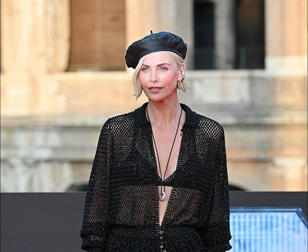 charlize-theron gallery photo #539