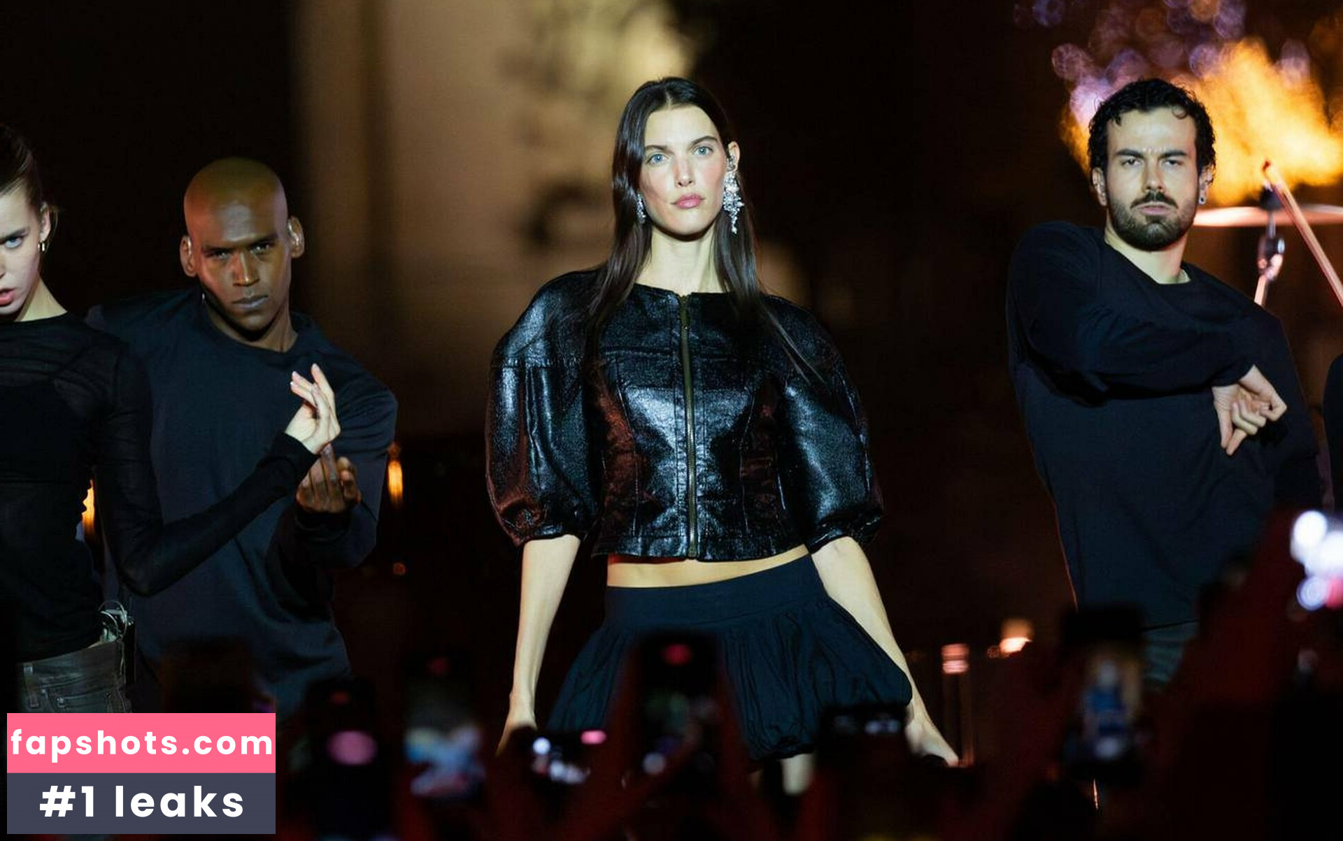 Charlotte Cardin gallery photo #31