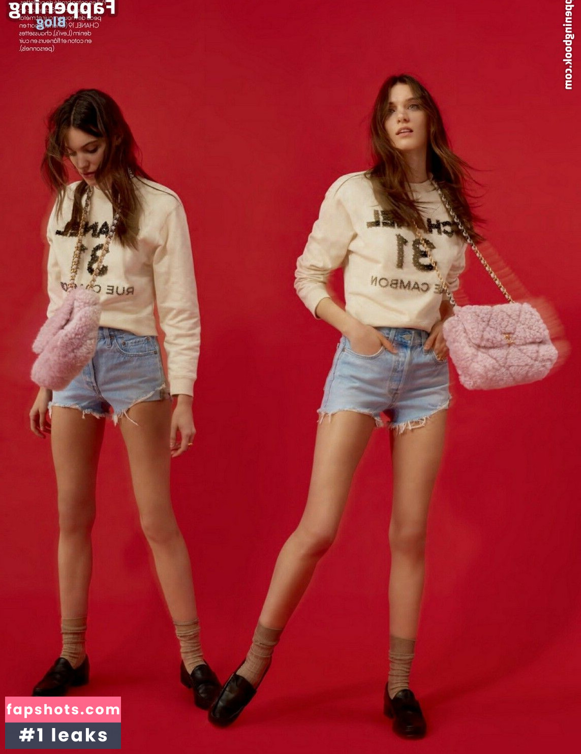 Charlotte Cardin gallery photo #65