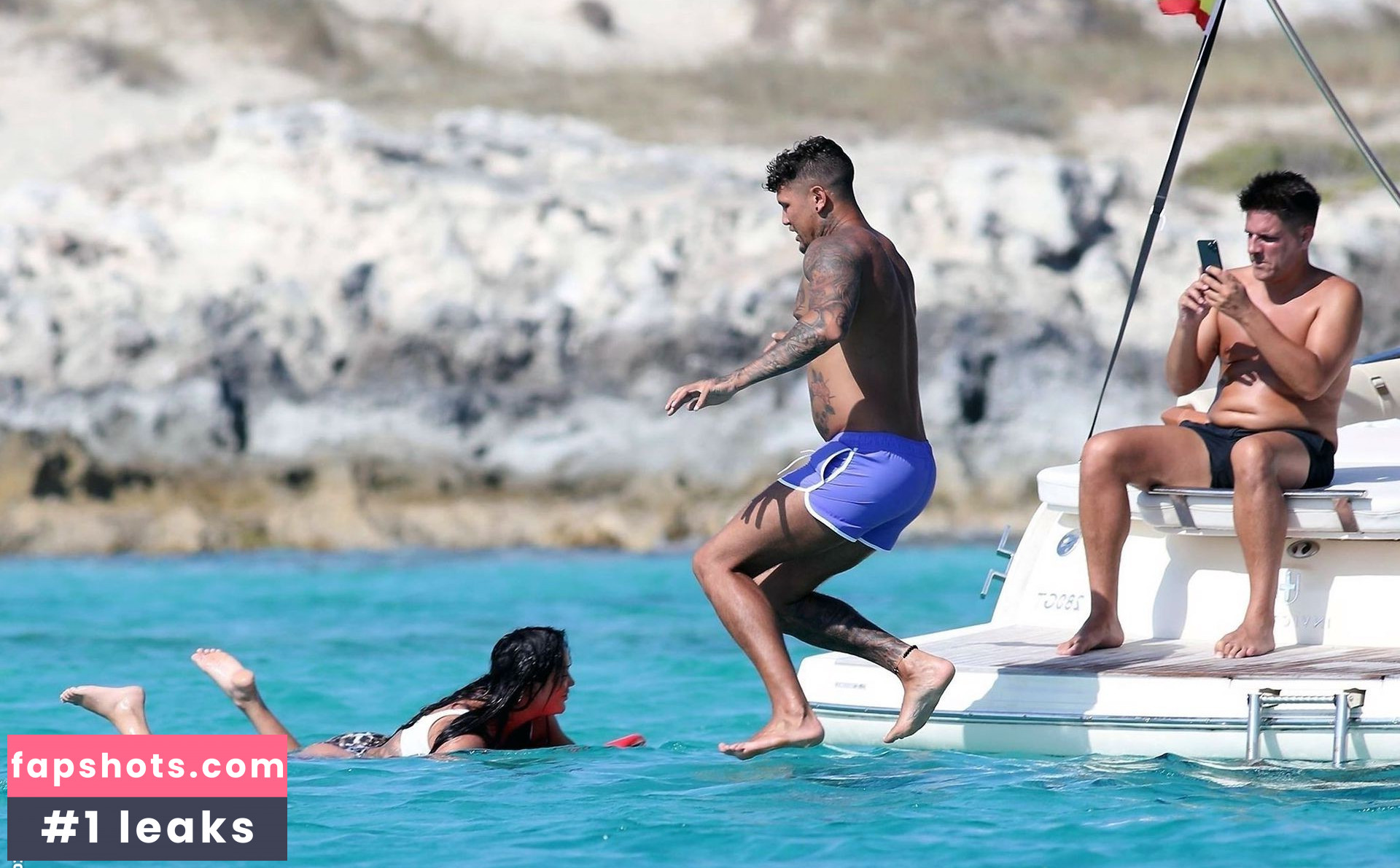 Charlotte Crosby gallery photo #112