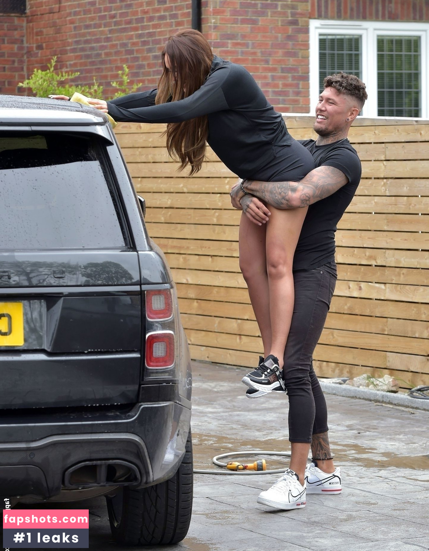 Charlotte Crosby gallery photo #137