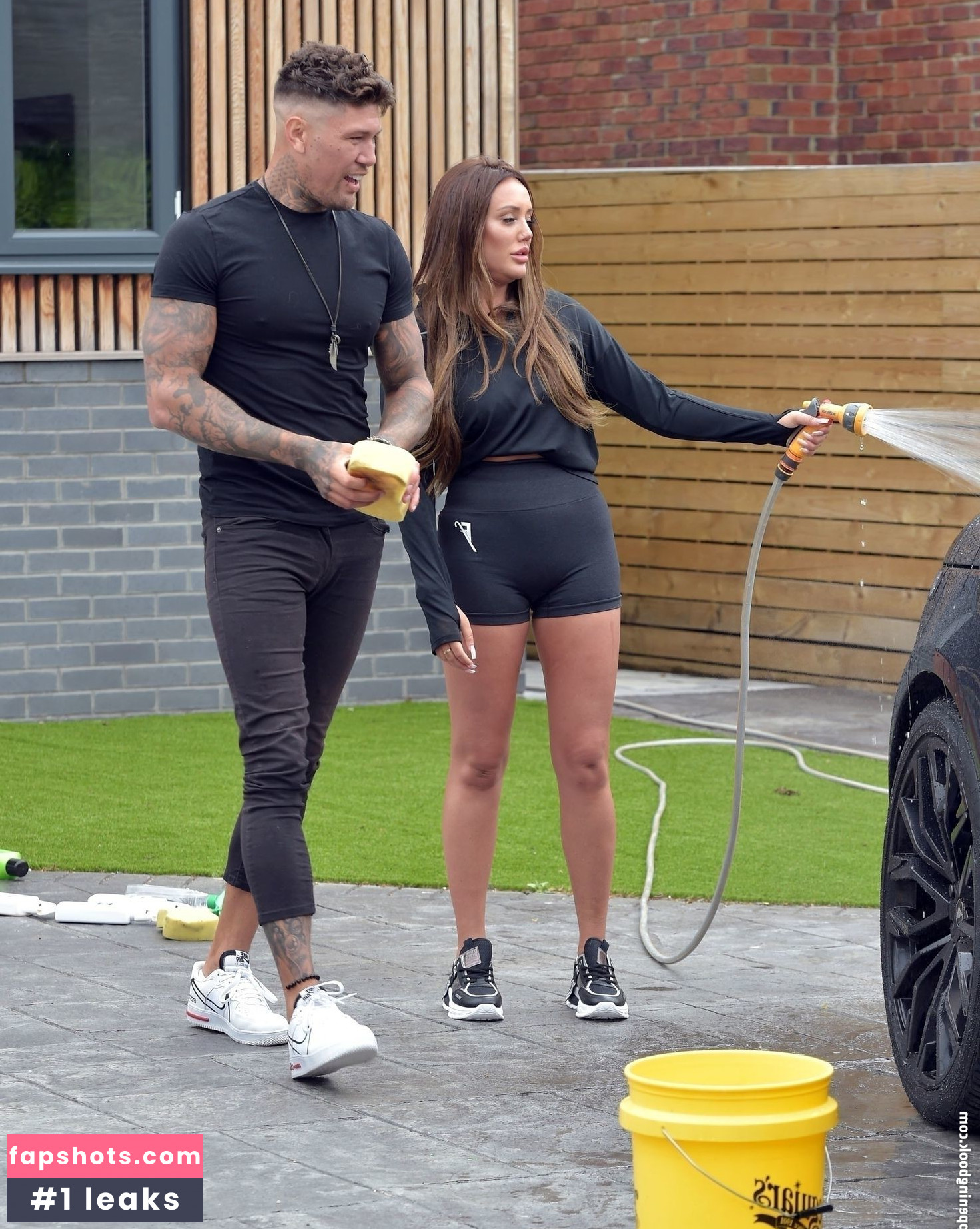 Charlotte Crosby gallery photo #153
