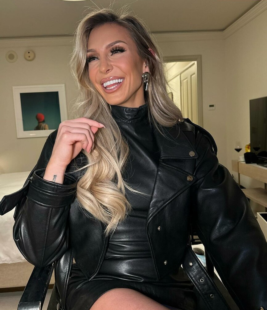 charlotte-flair Nahé úniky fotek pouze od fanoušků #380 - Fapshots