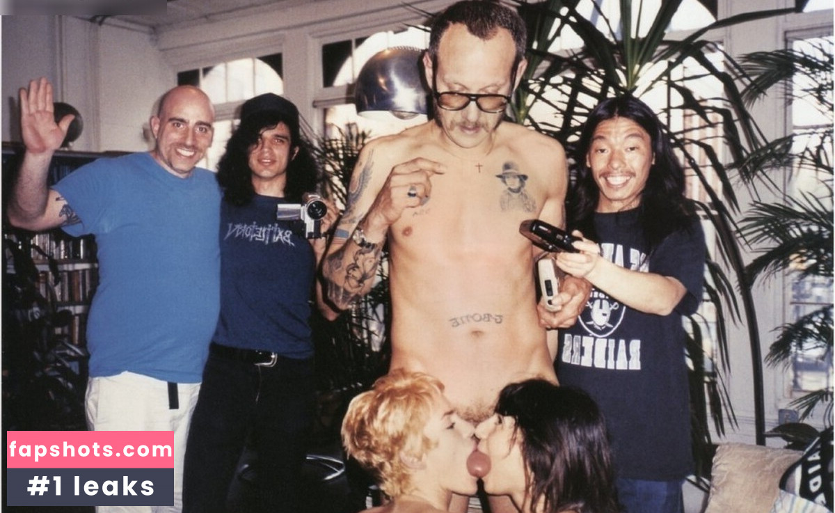 Charlotte Gainsbourg Nude Leaks OnlyFans Photos #2 - LeakJerk