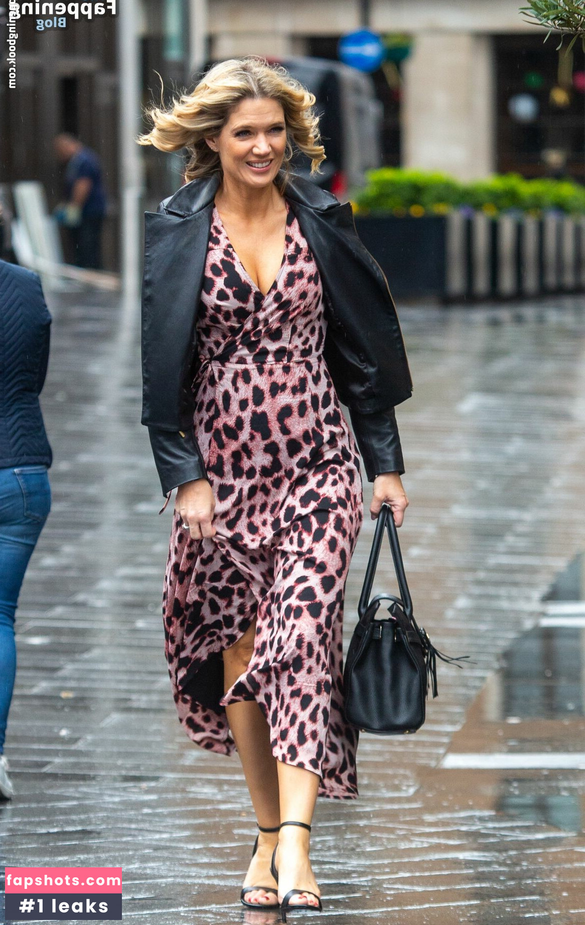 Charlotte Hawkins gallery photo #35