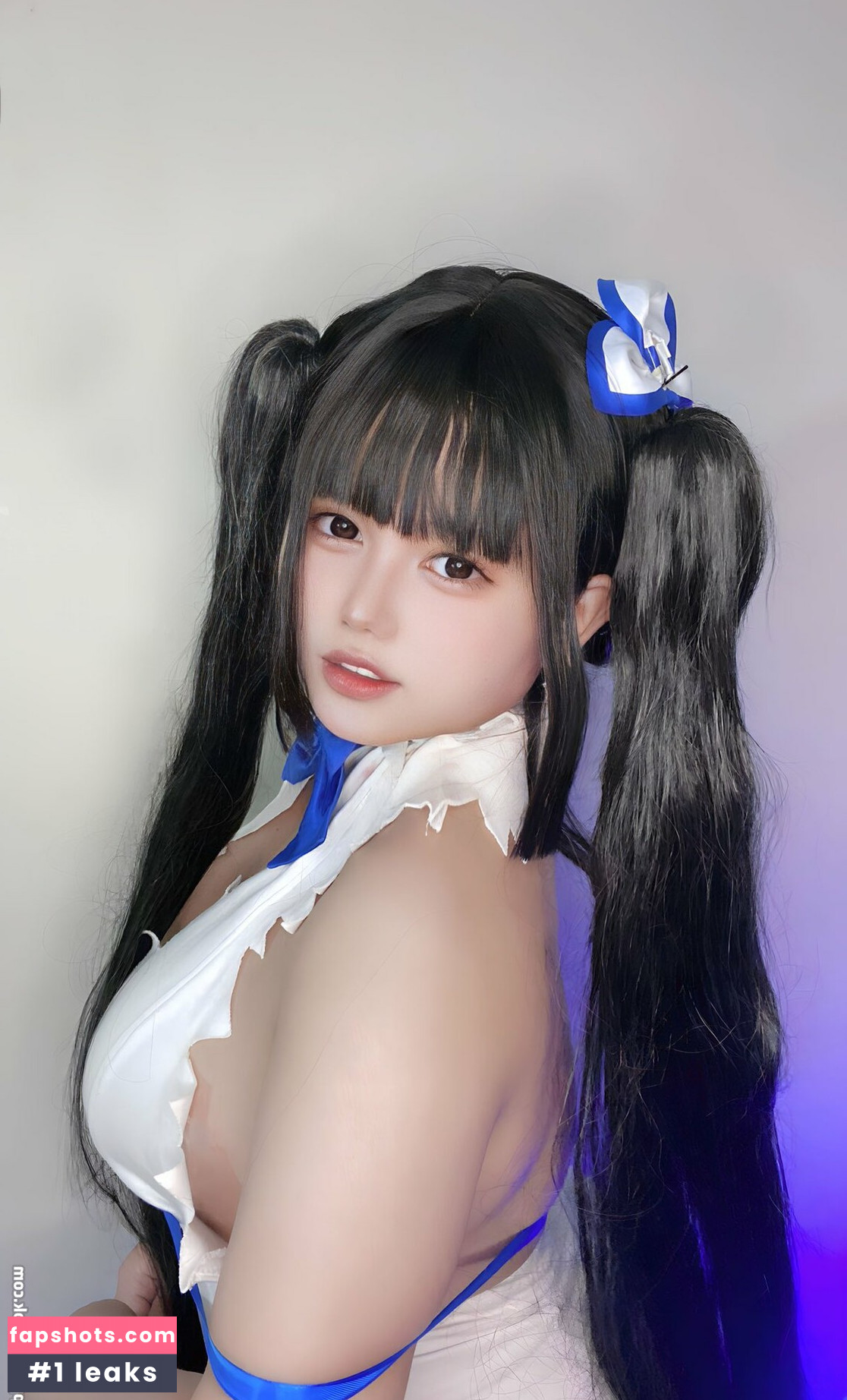 Charlotte LinLin gallery photo #11