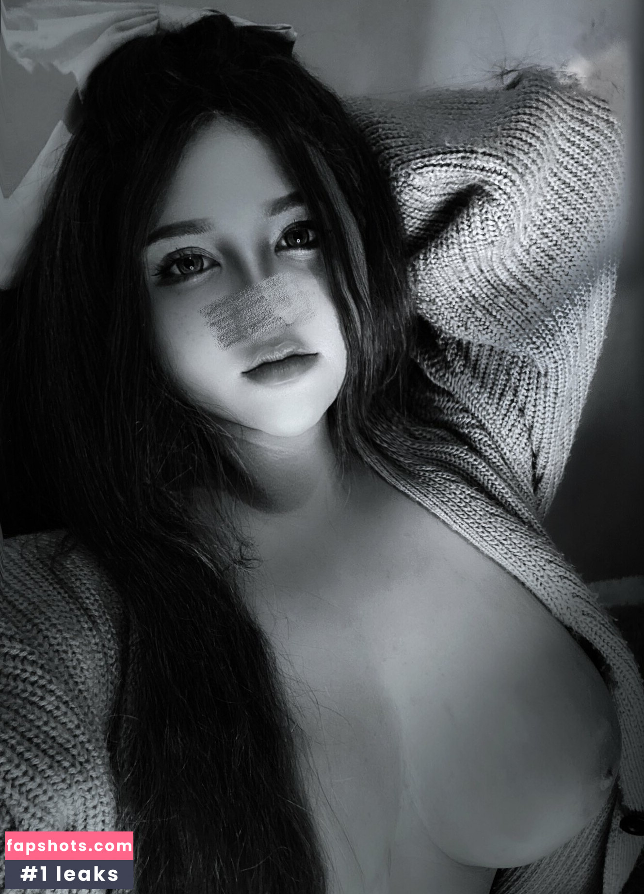 Charlotte LinLin gallery photo #12