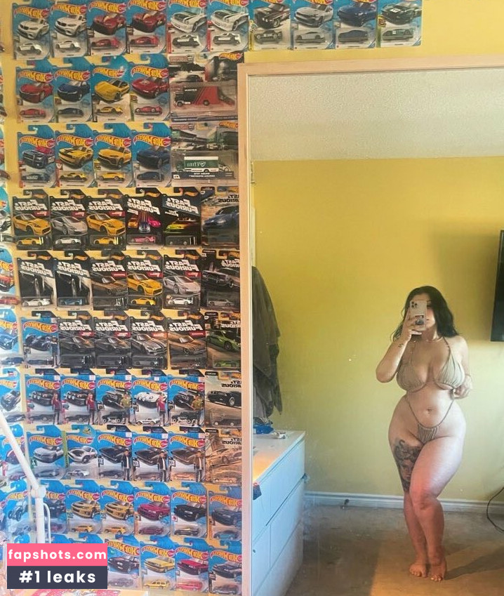 Charlotte M gallery photo #40