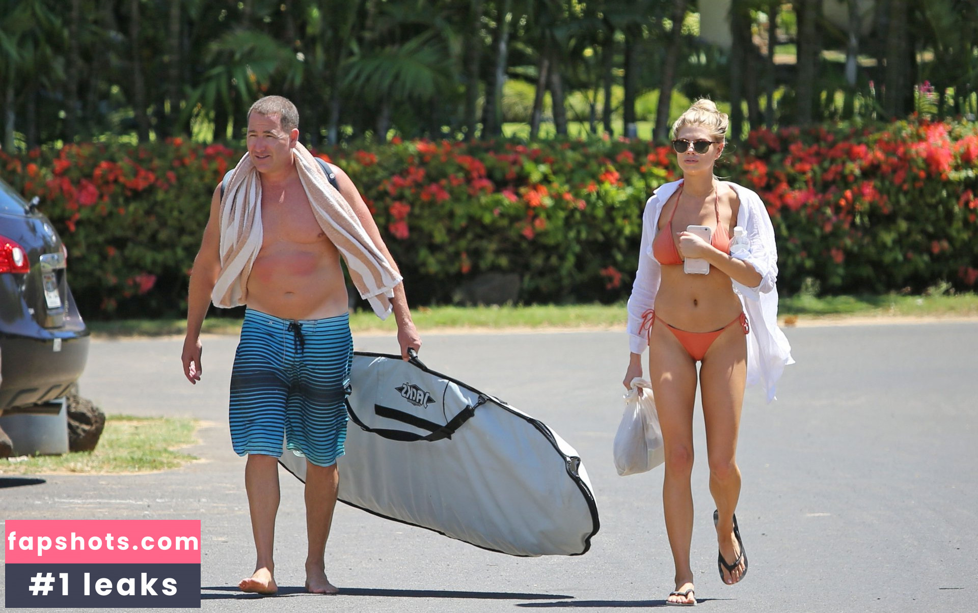 Charlotte McKinney gallery photo #1017