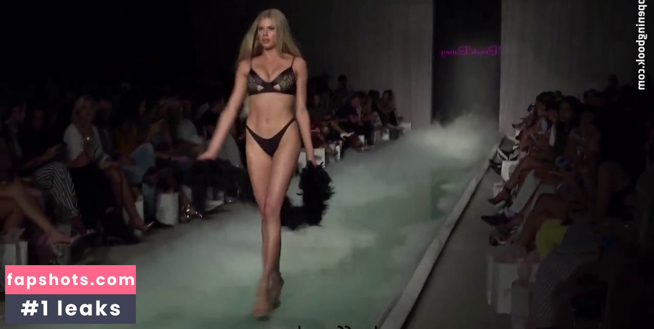 Charlotte McKinney gallery photo #1171