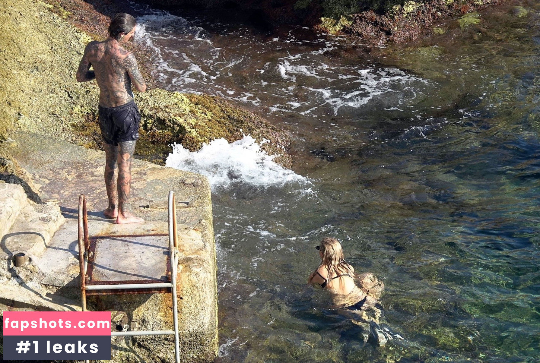 Charlotte McKinney gallery photo #1239