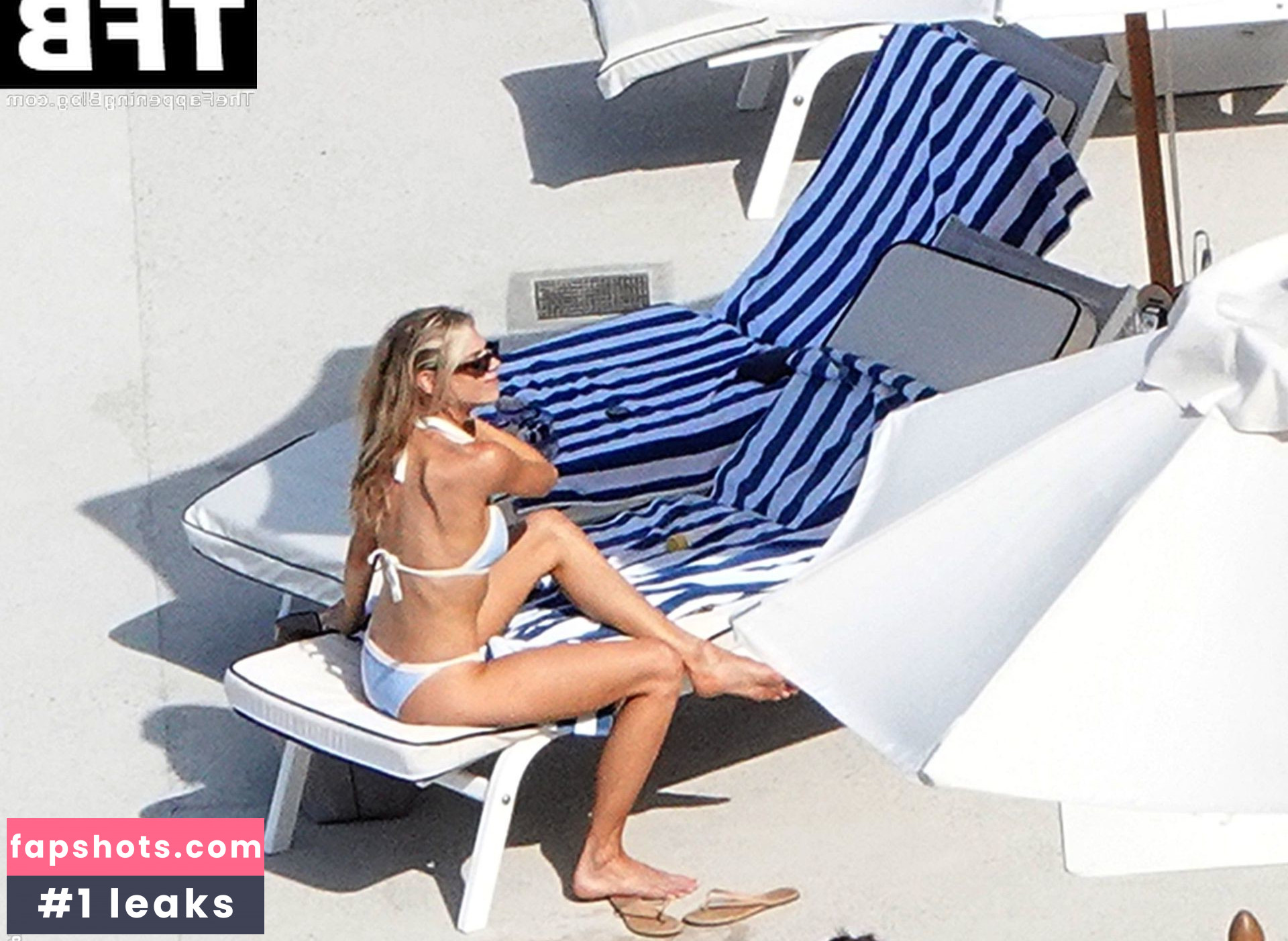 Charlotte McKinney gallery photo #313