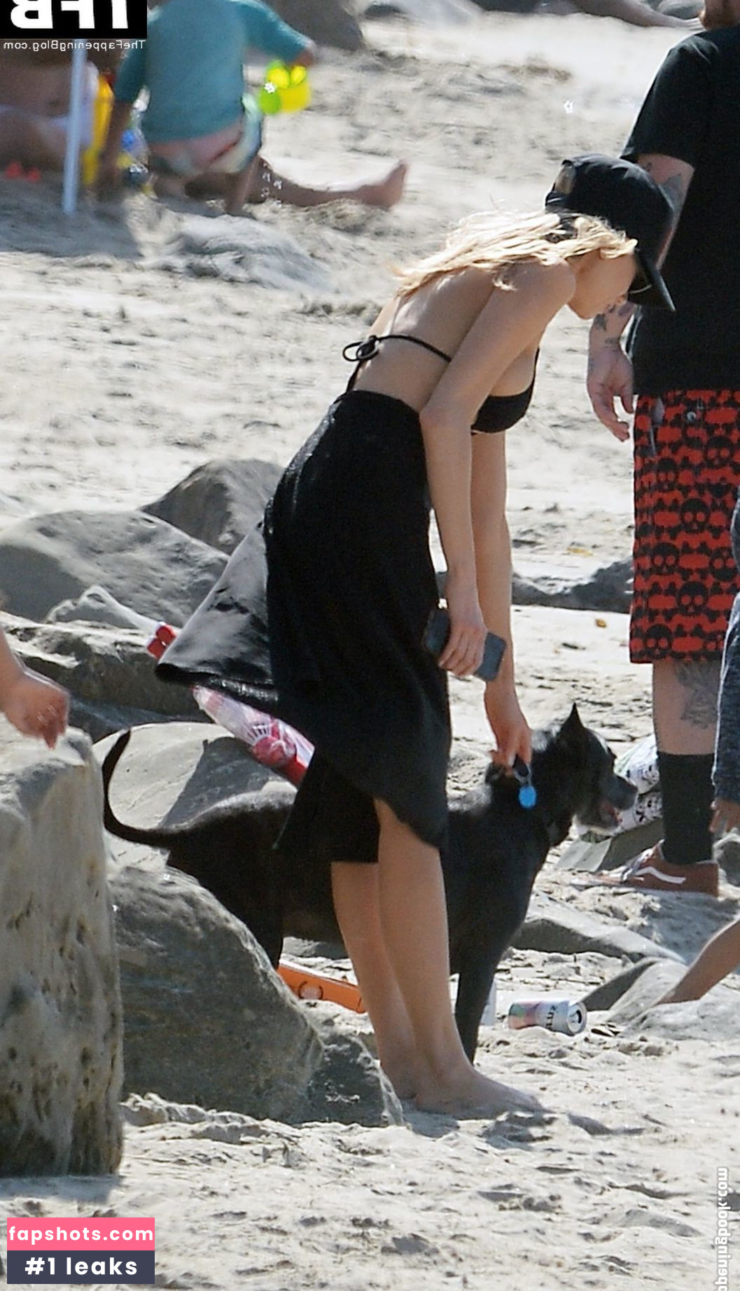 Charlotte McKinney gallery photo #351