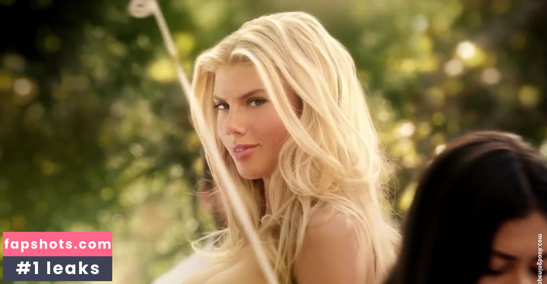 Charlotte McKinney gallery photo #674