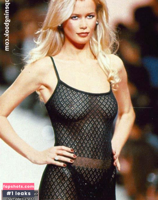 Charlotte McKinney gallery photo #723