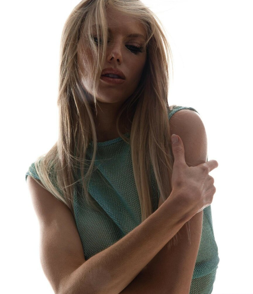 charlotte-mckinney Filtración Desnuda OnlyFans Foto #477 - Fapshots