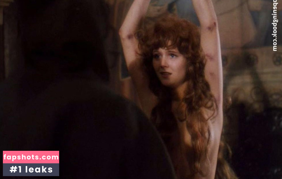 Charlotte Nielsen gallery photo #4