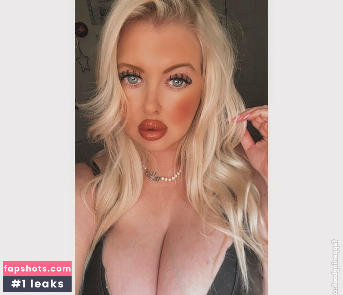 Charlotte Filtración Desnuda OnlyFans Foto #3 - Fapshots