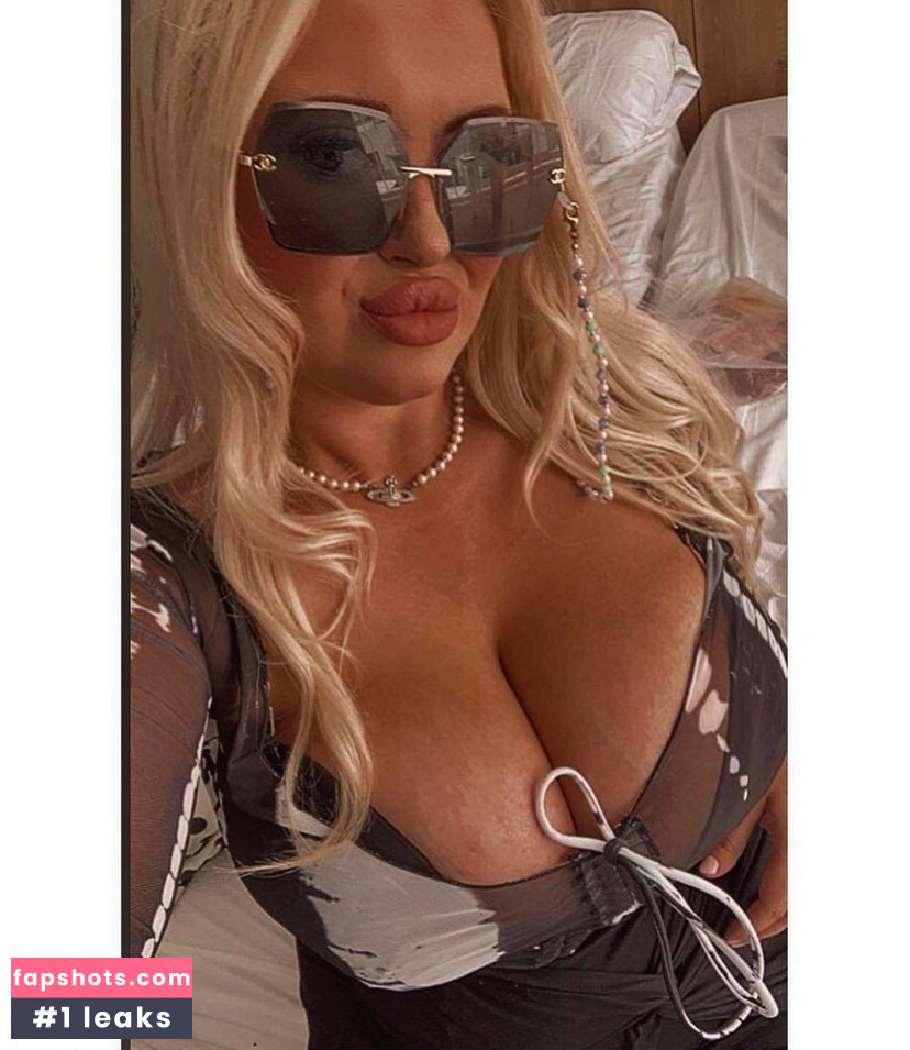 Charlotte Filtración Desnuda OnlyFans Foto #23 - Fapshots