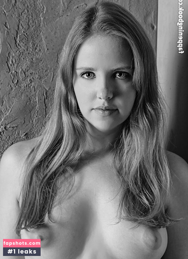 Charlotte Filtración Desnuda OnlyFans Foto #28 - Fapshots