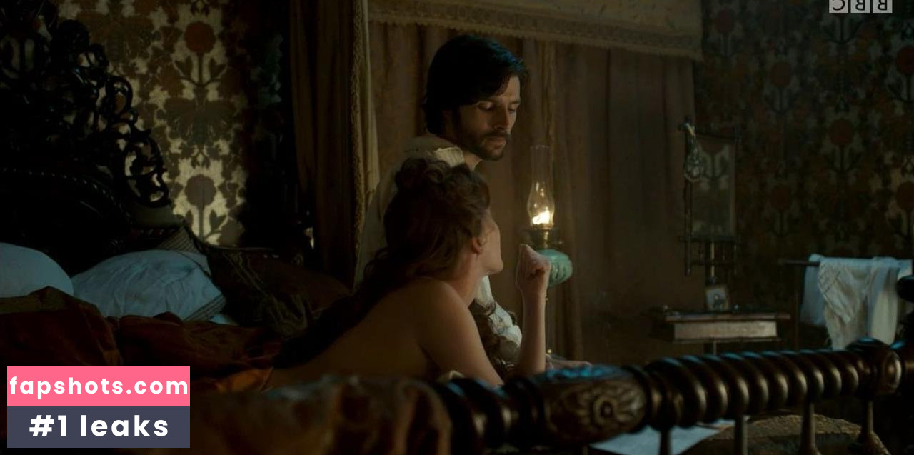 Charlotte Spencer gallery photo #37