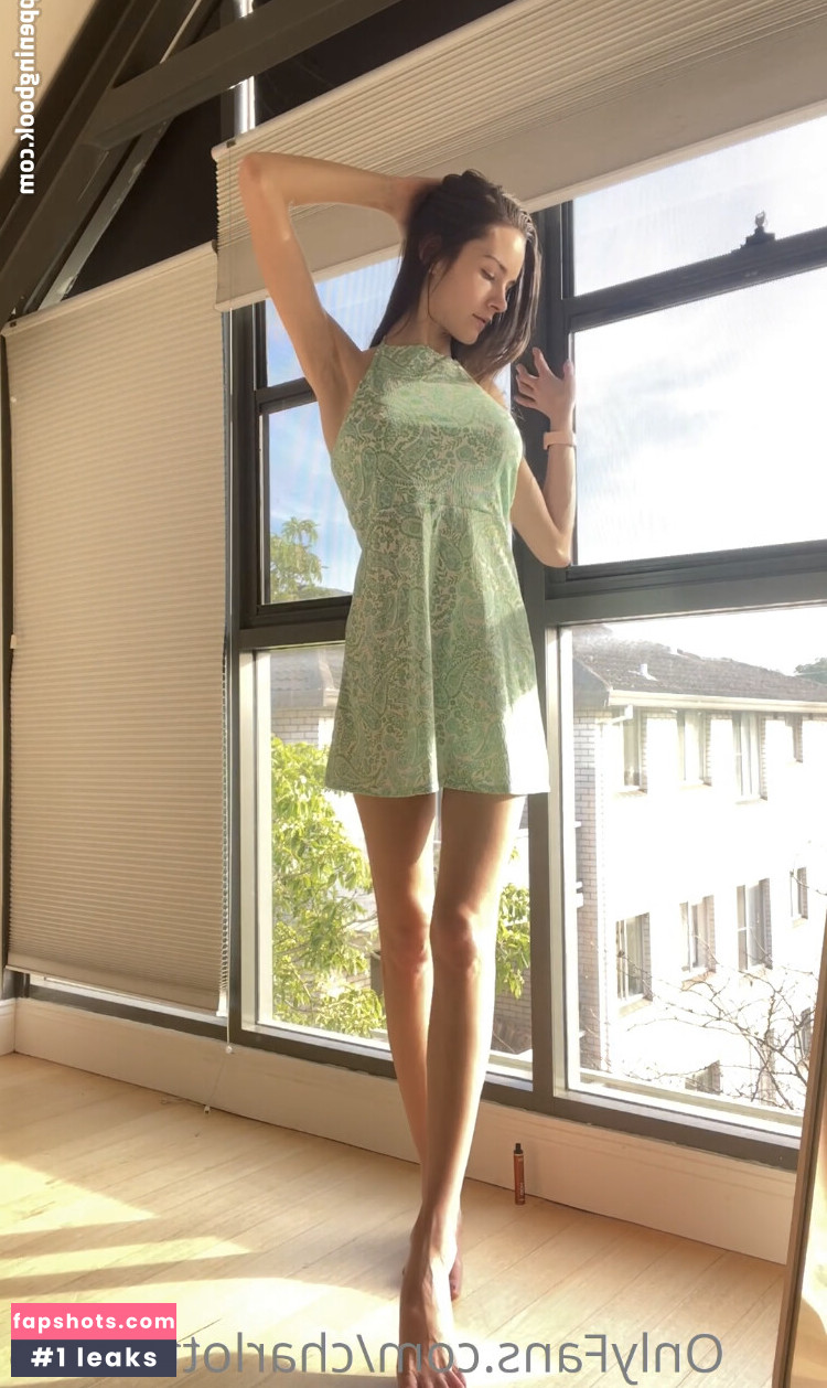 Charlotte Star gallery photo #56